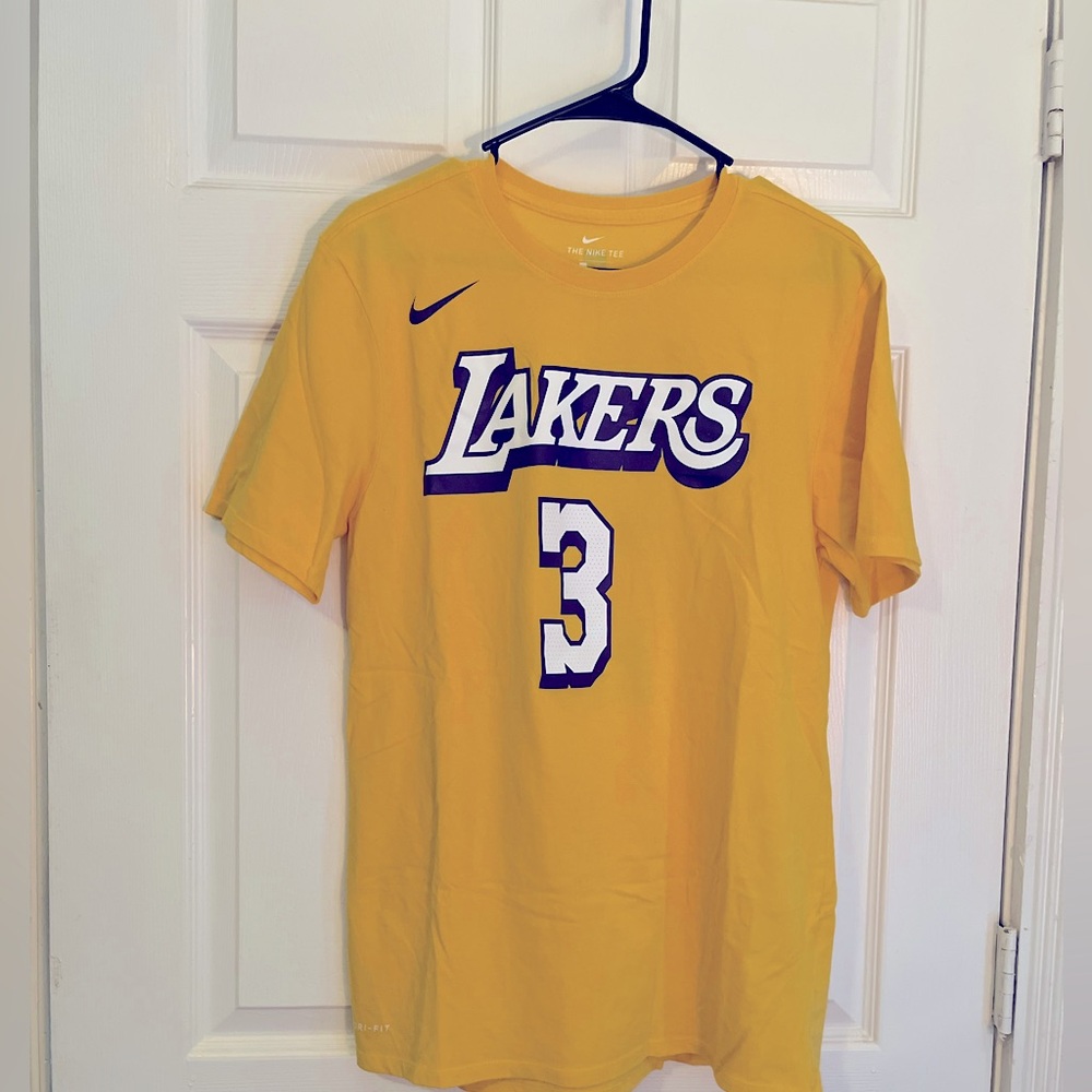 Lakers tee